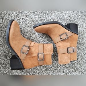 Donald pliner suede Darby boot saddle color women's 7 new